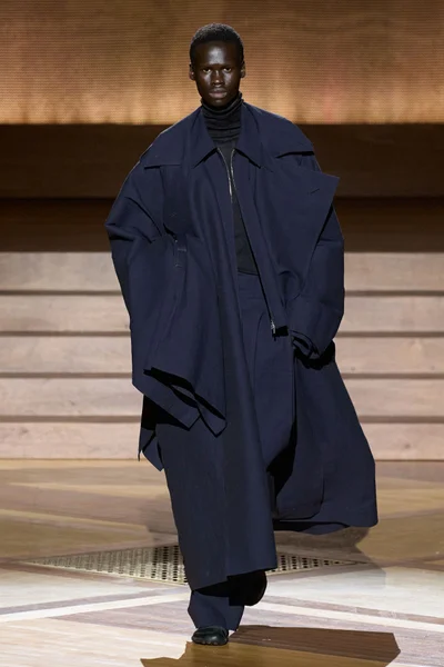 Look 9